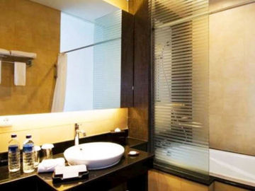 Aston & Convention Center Hotel